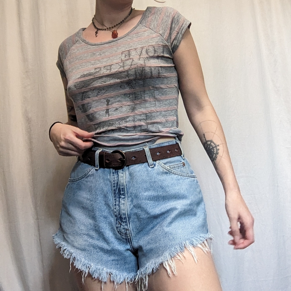 Vintage Guess Graphic T-Shirt